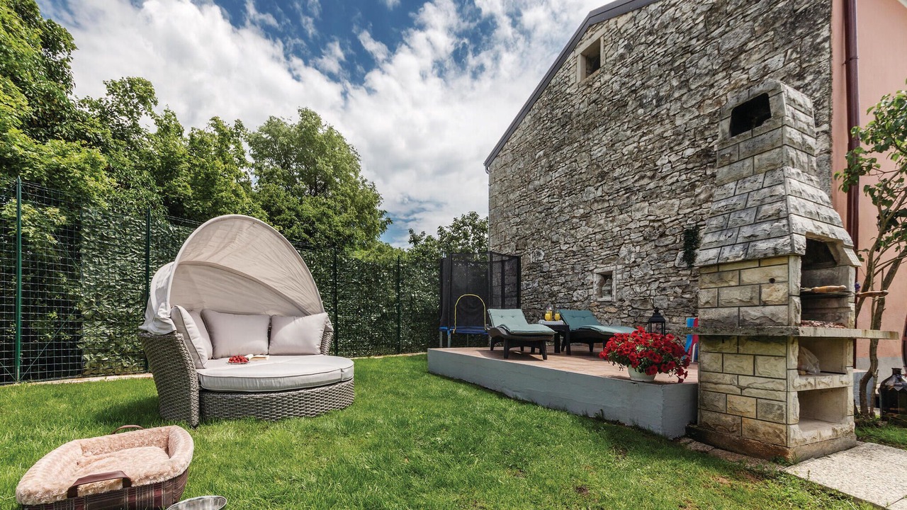 Photo of Outdoor in Pinezici