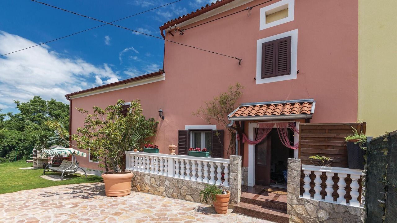 Photo of Outdoor in Pinezici