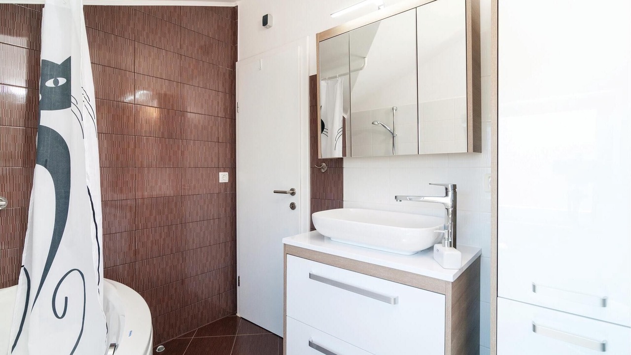 Photo of Bathroom in Dicmo