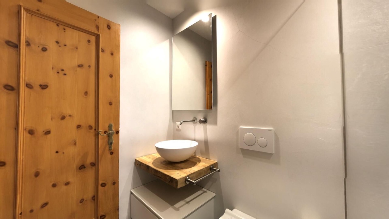 Photo of Bathroom in Samedan