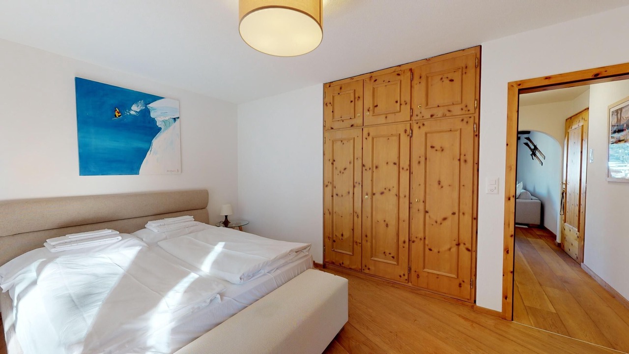 Photo of Bedroom in Samedan
