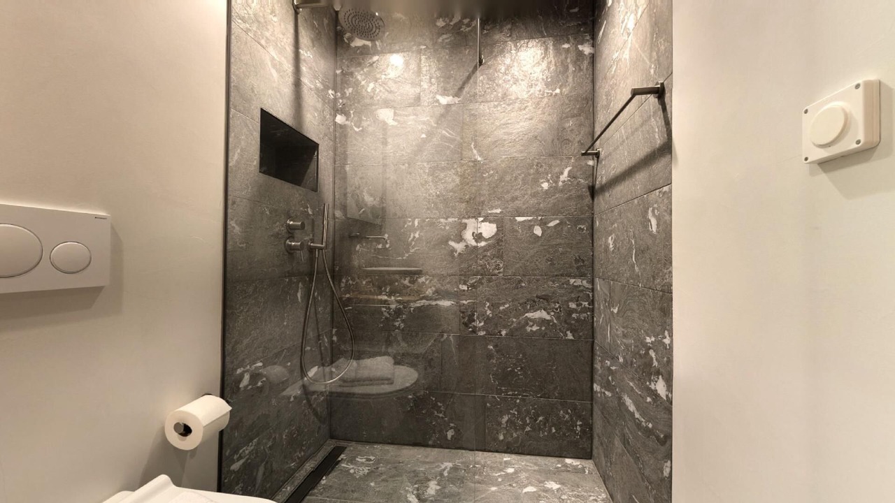 Photo of Bathroom in Samedan