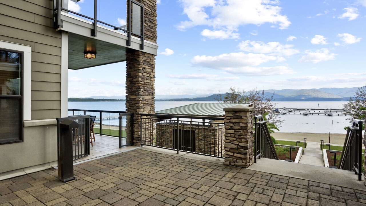 Photo of Patio Balcony in Sandpoint