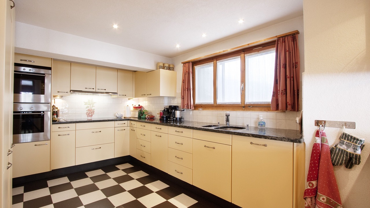 Photo of Kitchen in Lauenen