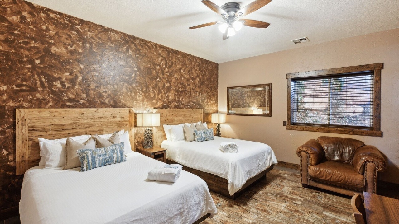 Photo of Bedroom in Hildale