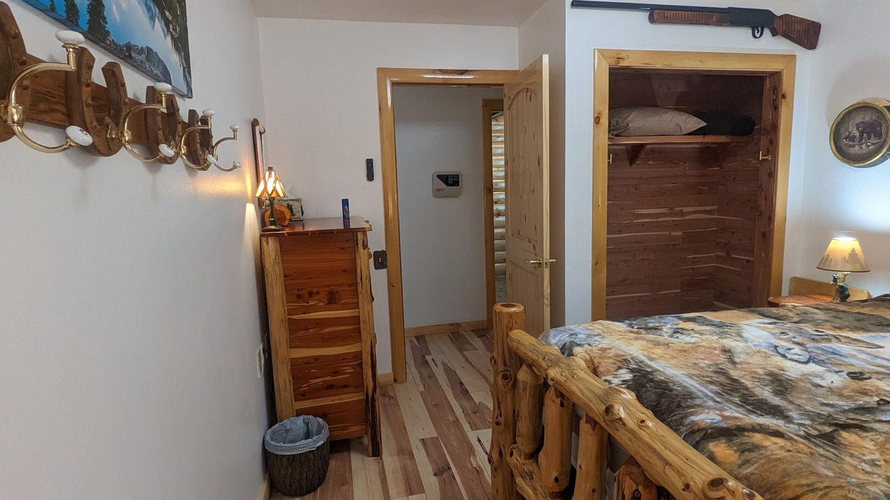 Photo of Bedroom in Coloma