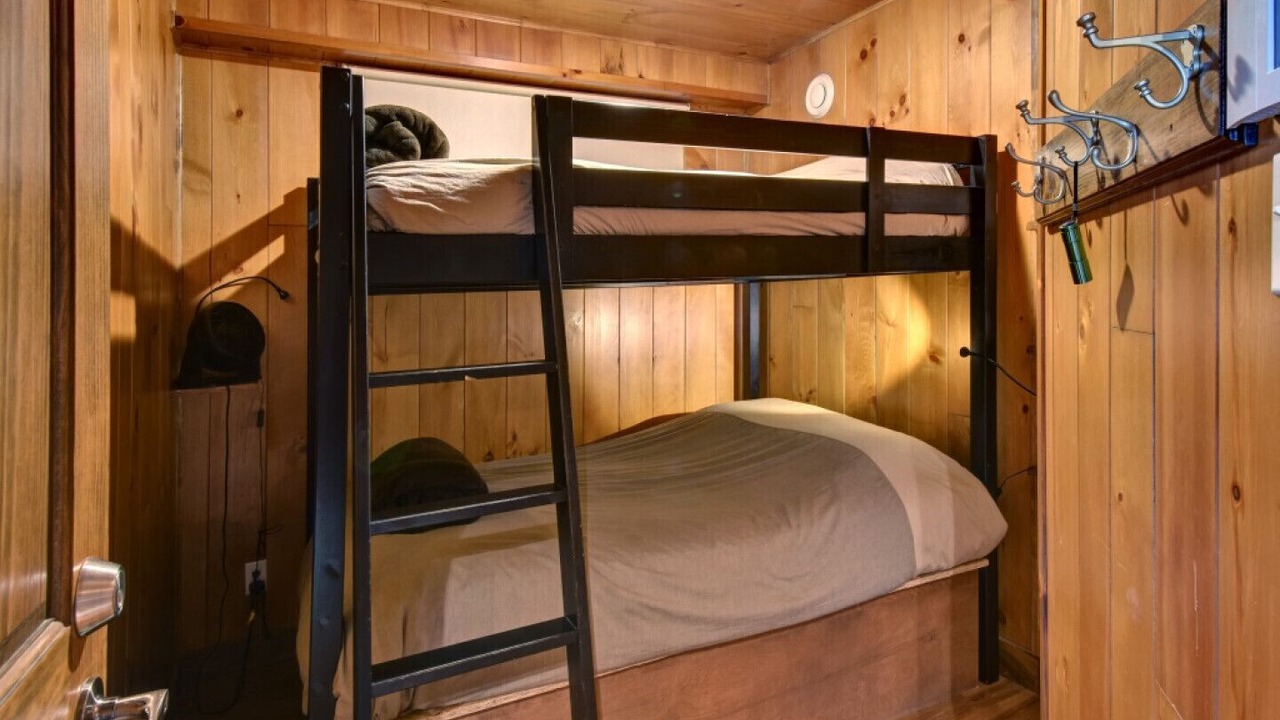 Photo of Bedroom in Chertsey