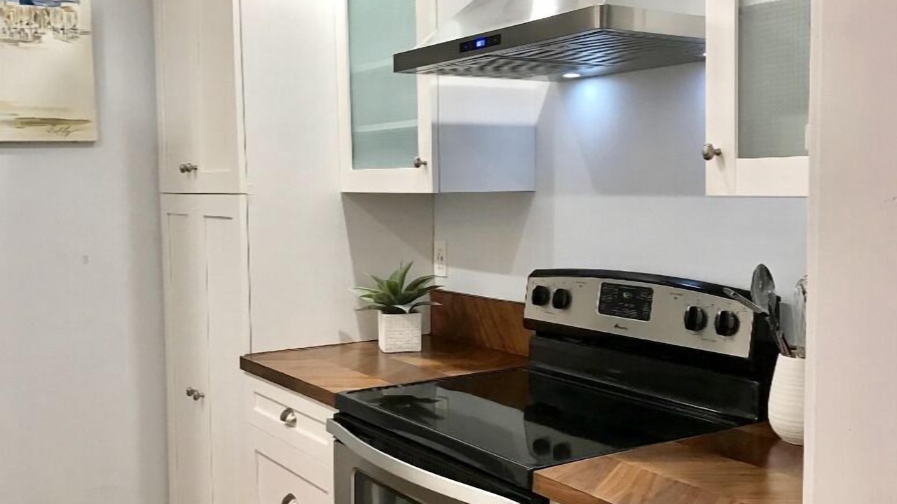 Photo of Kitchen in Ormond-by-the-Sea