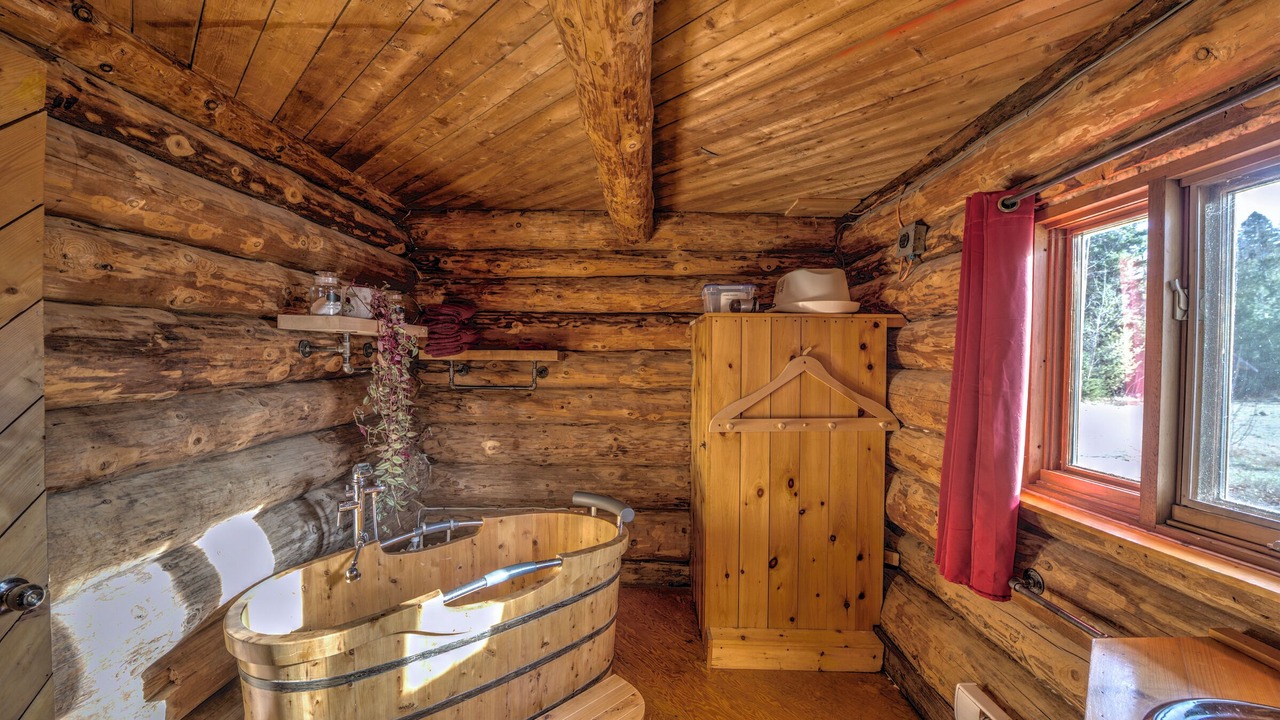 Photo of Bathroom in Notre-Dame-de-la-Merci