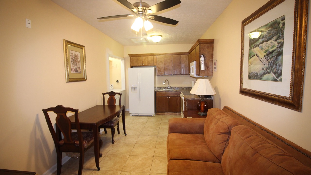 Photo of Livingroom in Cedar Grove