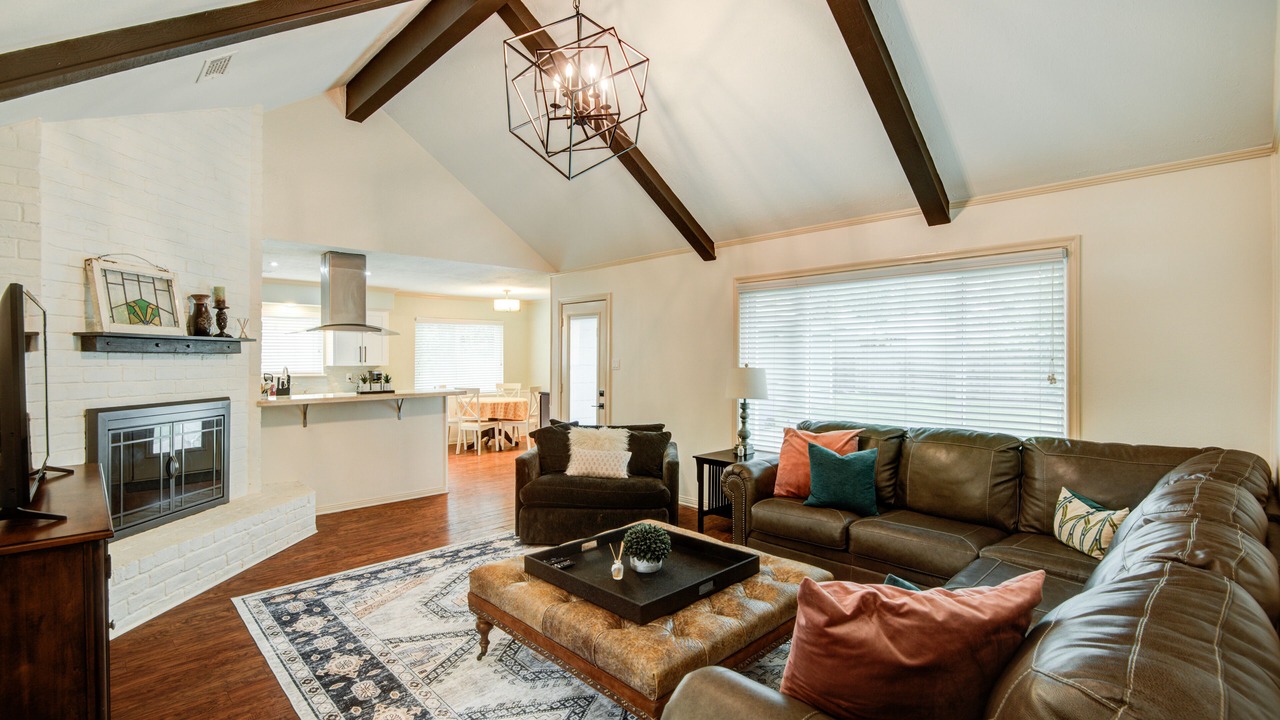 Photo of Livingroom in Houston