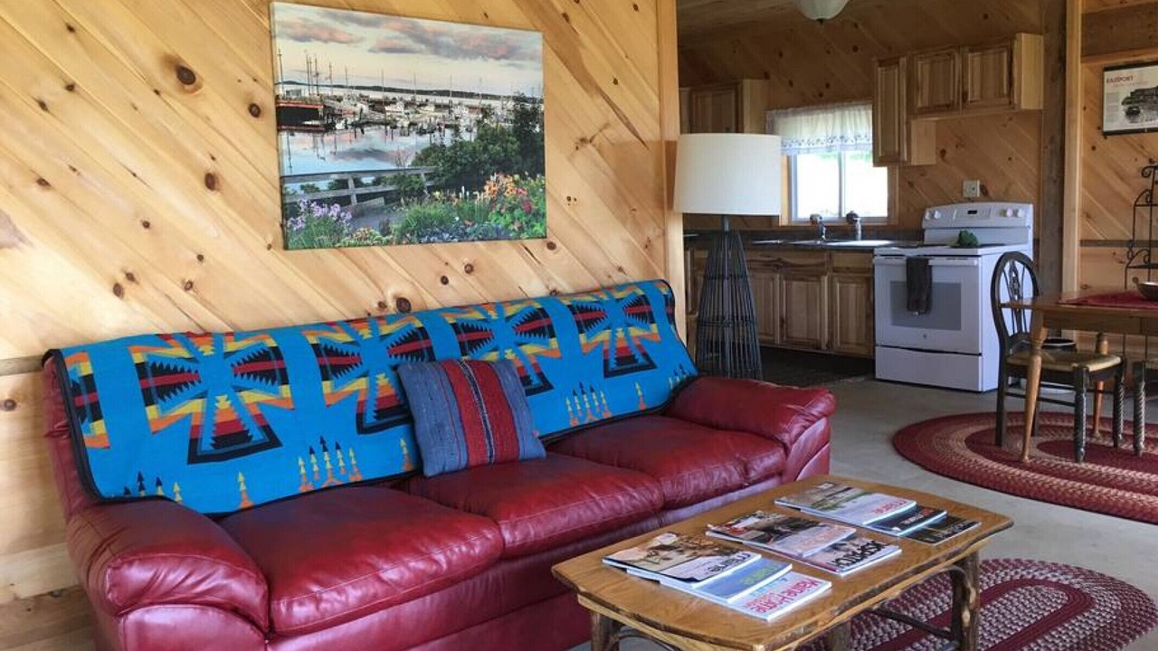 Photo of Livingroom in Eastport