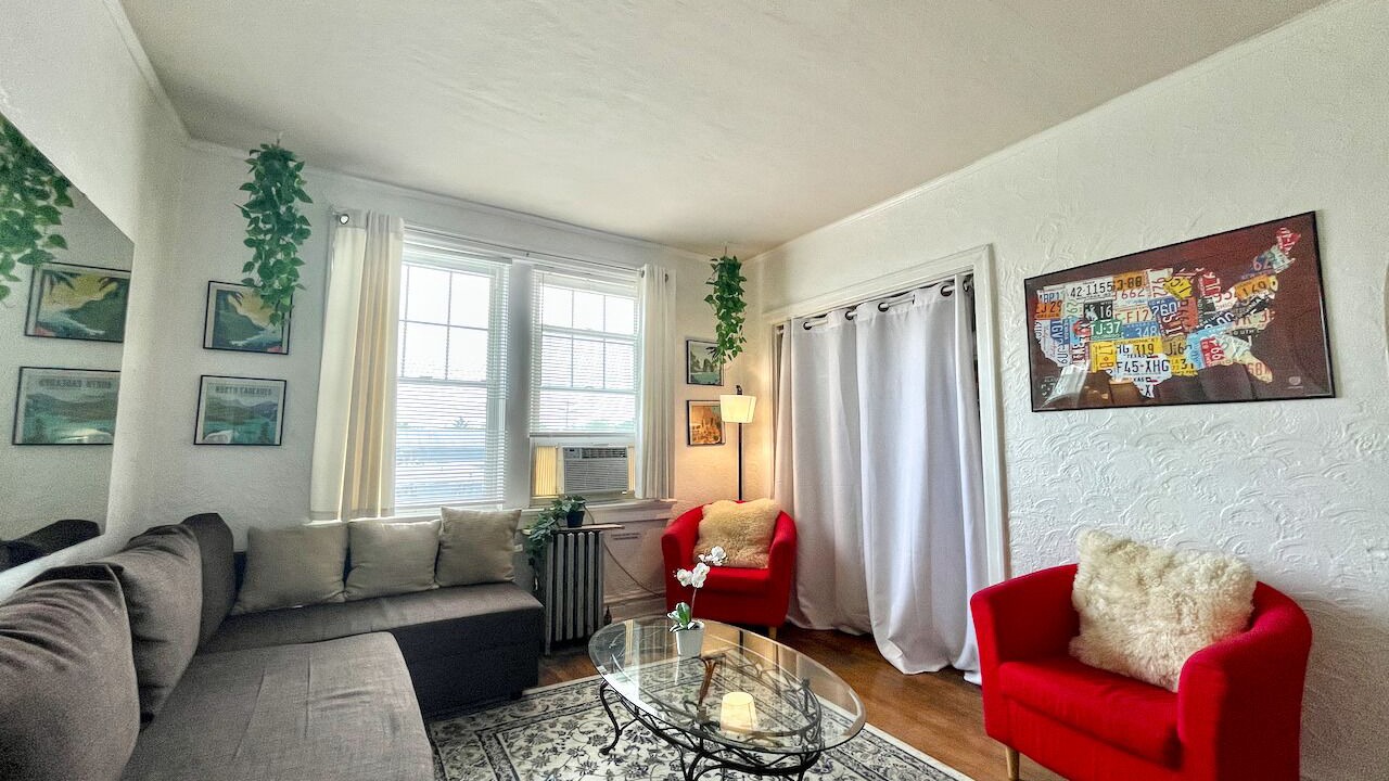 Photo of Livingroom in St. Louis