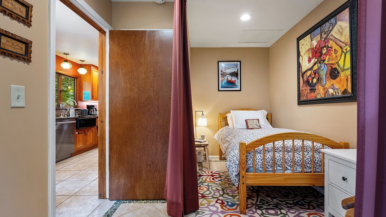 Photo of Bedroom in Cazadero