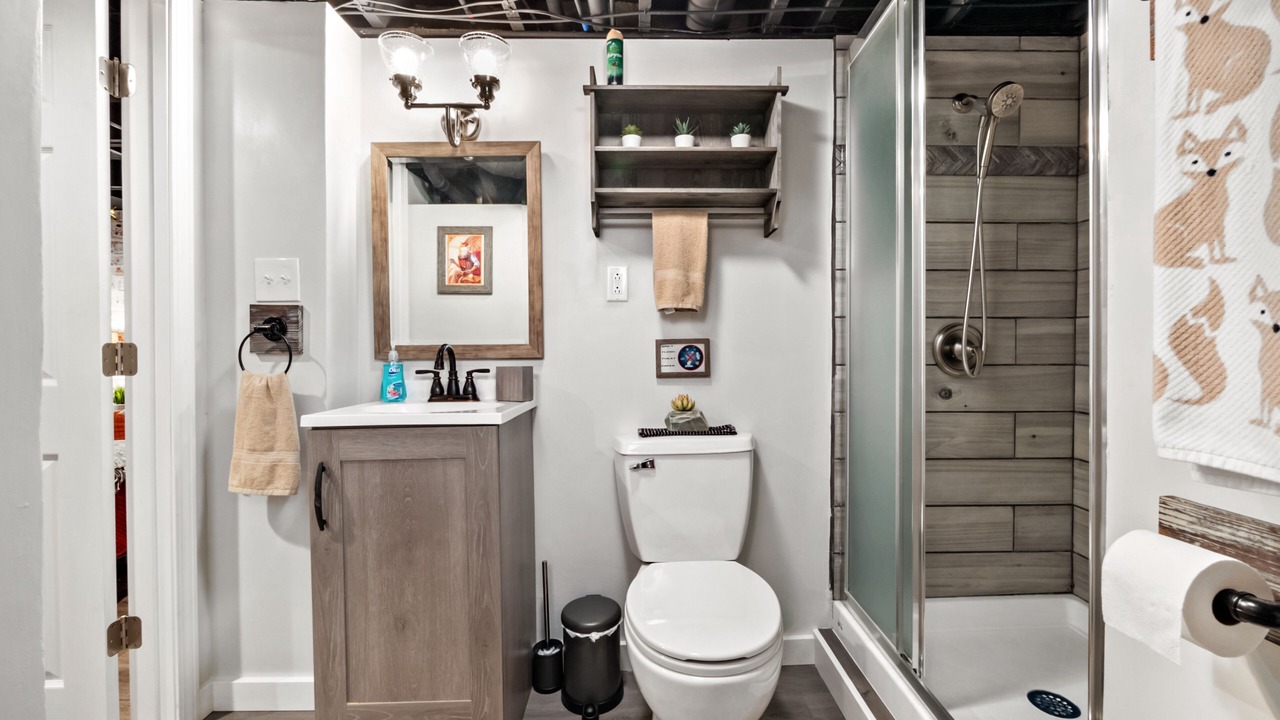 Photo of Bathroom in Shaw