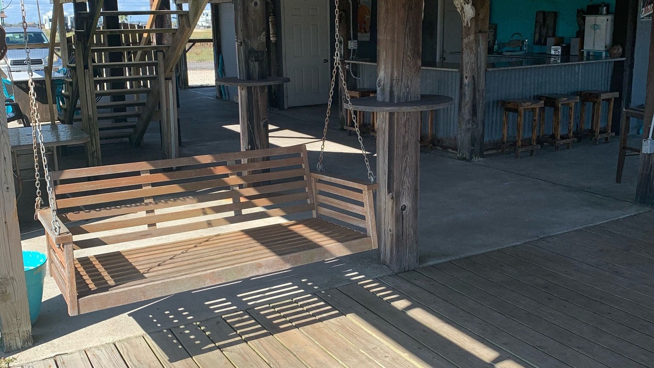 Photo of Patio Balcony in Hitchcock