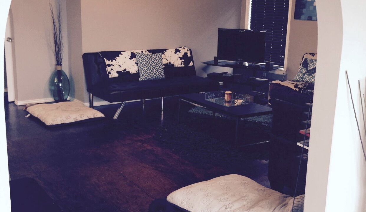 Photo of Livingroom in Hitchcock