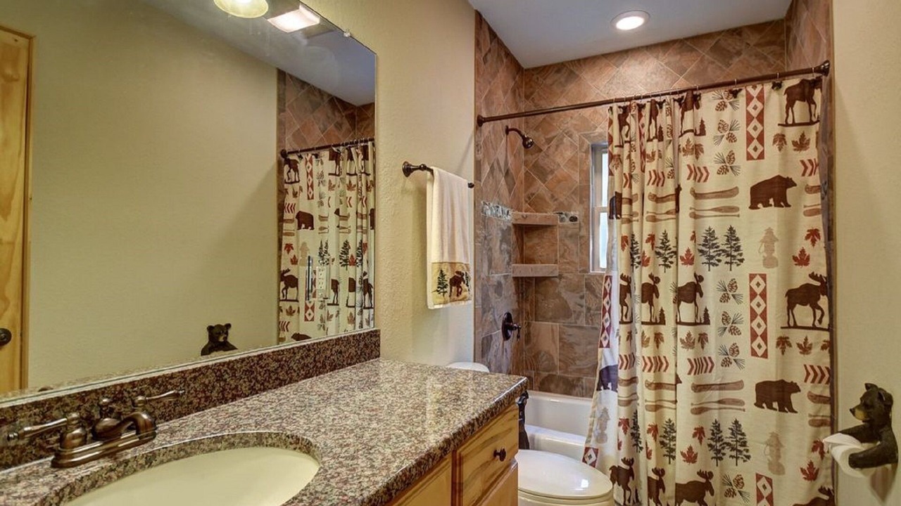 Photo of Bathroom in Apple Creek Acres