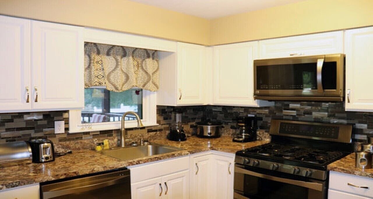 Photo of Kitchen in Hendersonville