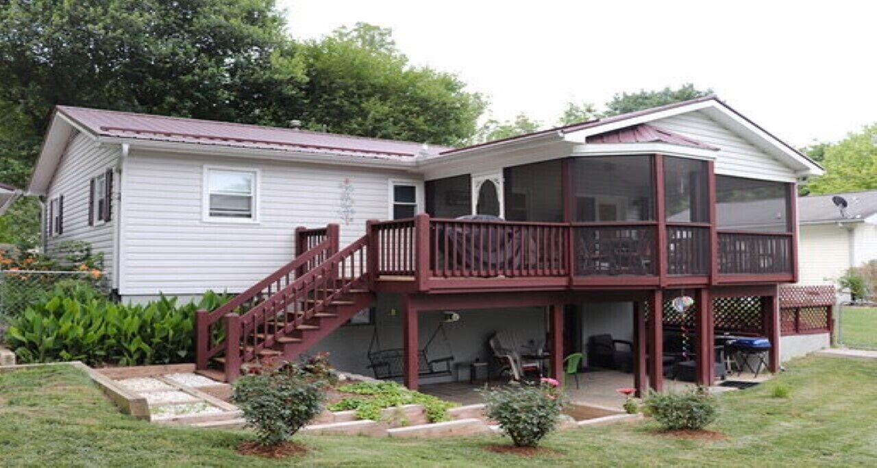 Photo of Outdoor in Hendersonville