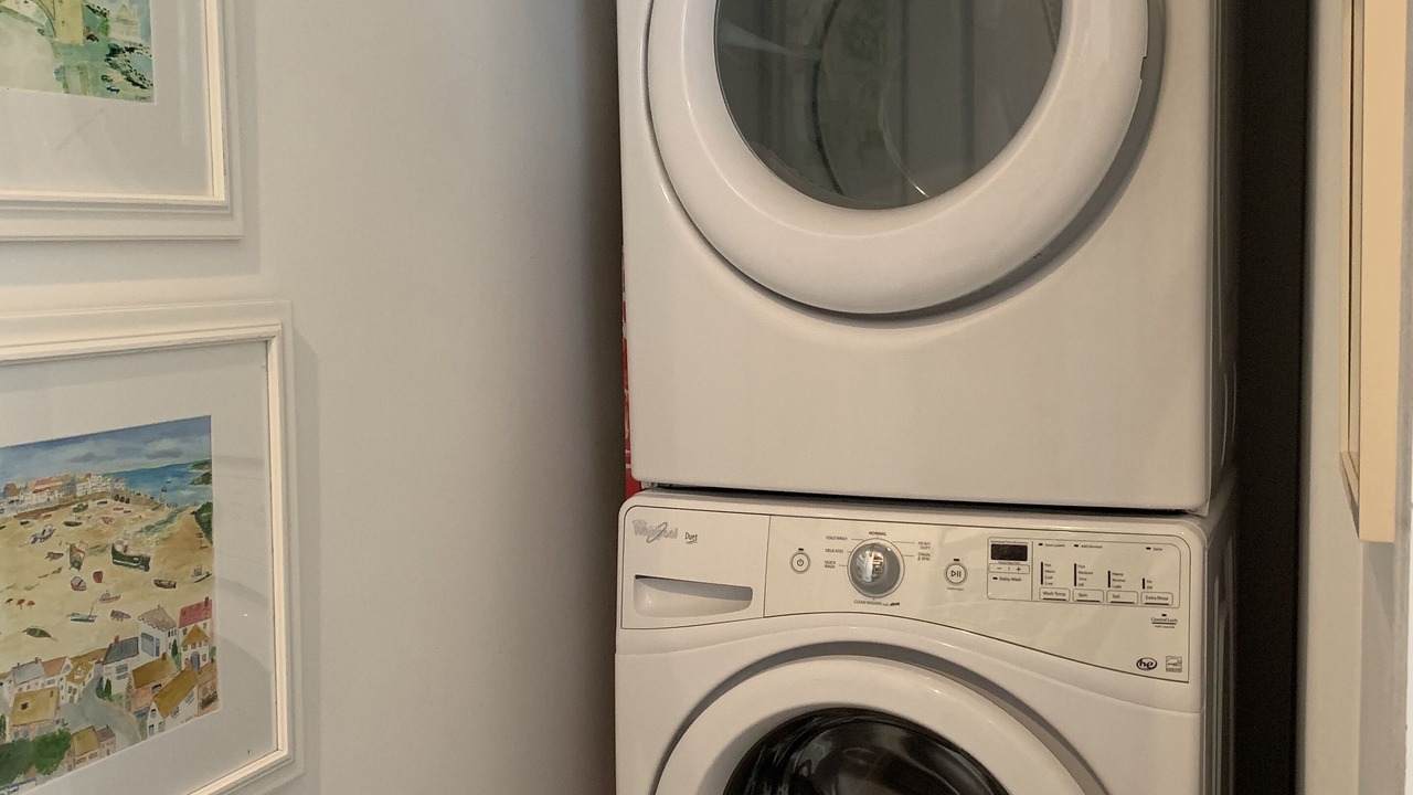 Photo of Others in Jamestown