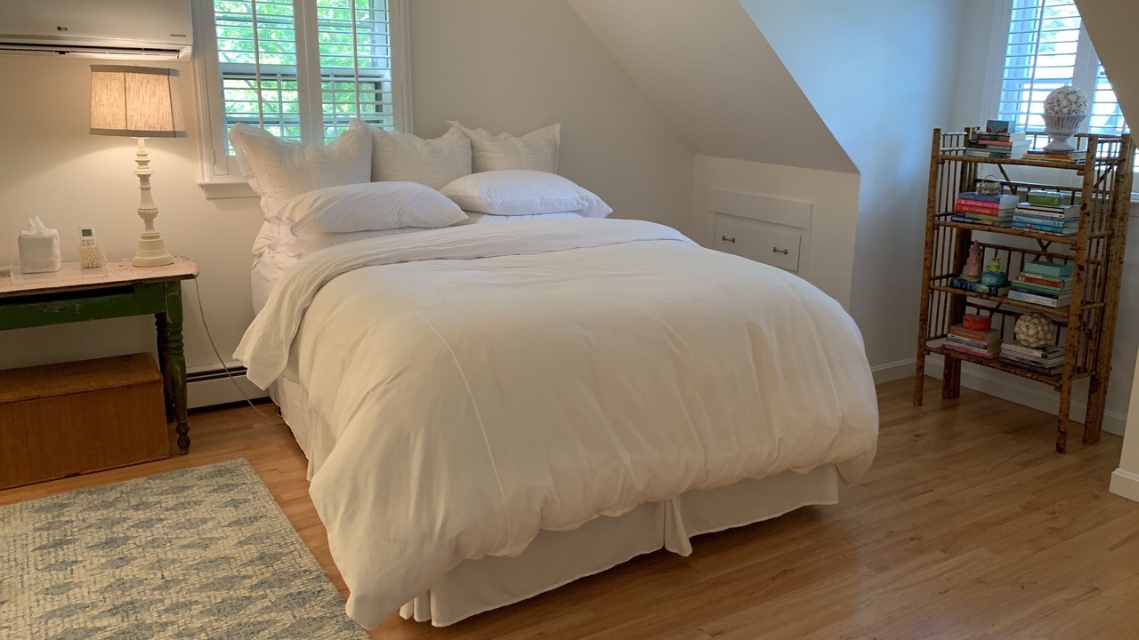 Photo of Bedroom in Jamestown