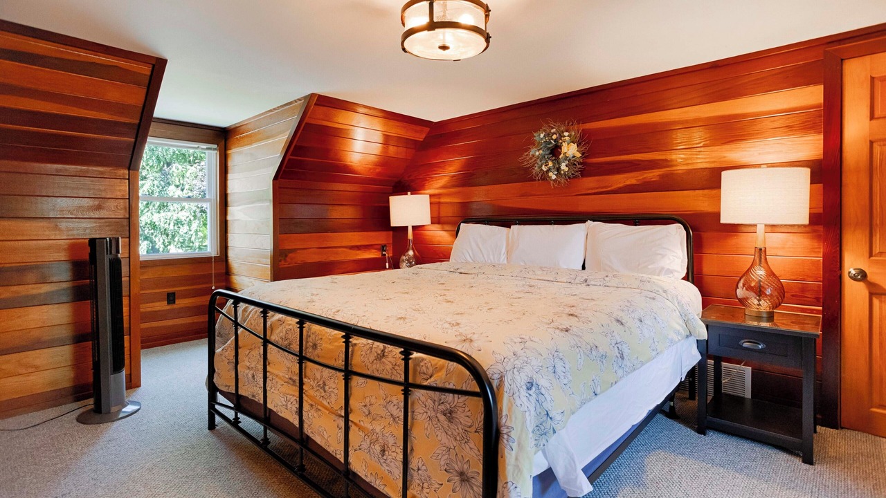 Photo of Others in Seneca Falls