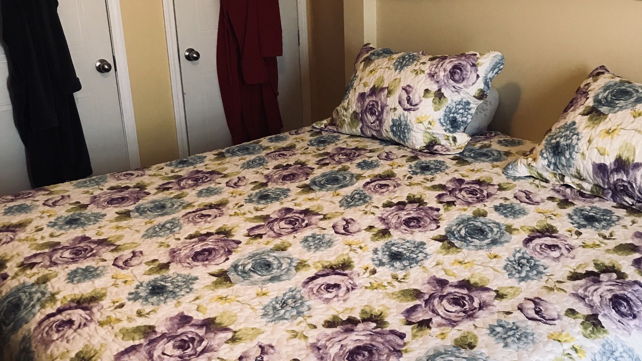 Photo of Bedroom in Crystal
