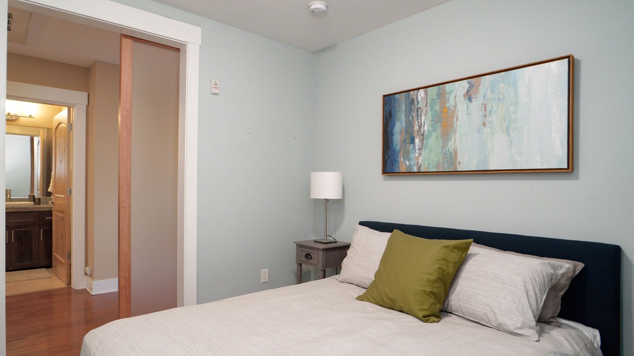 Photo of Others in Sunnyside