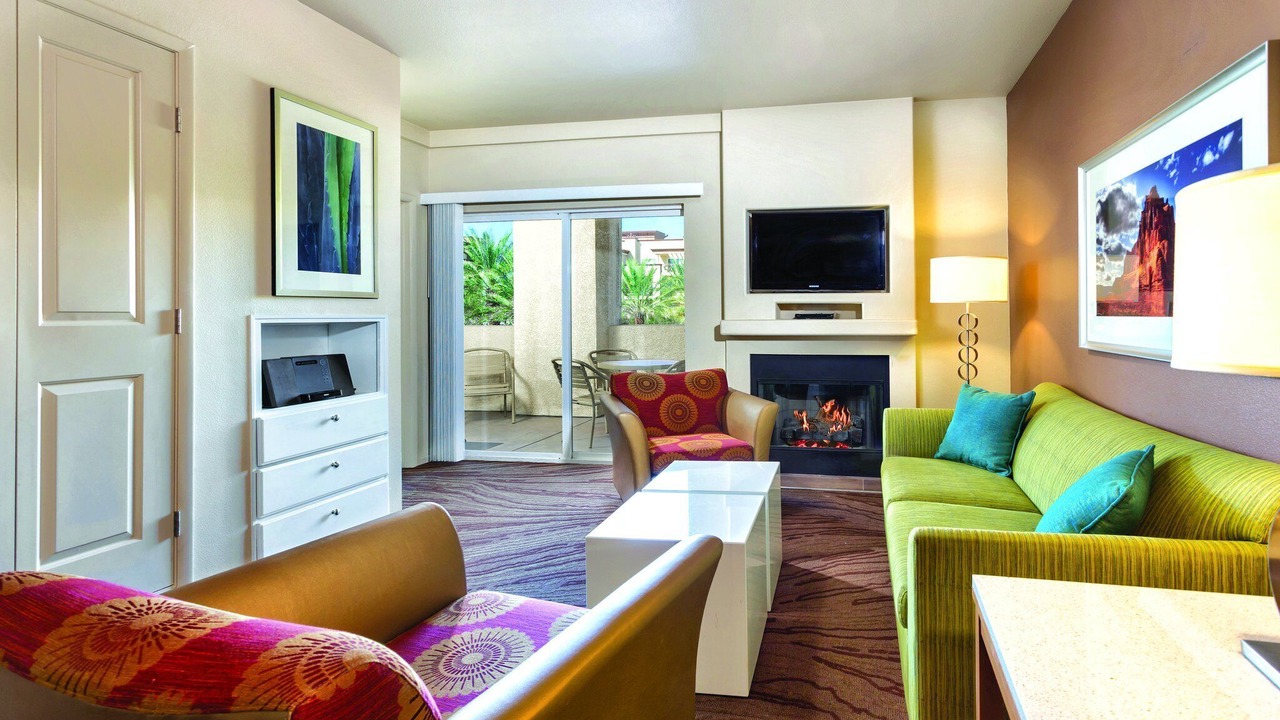 Photo of Livingroom in Enterprise