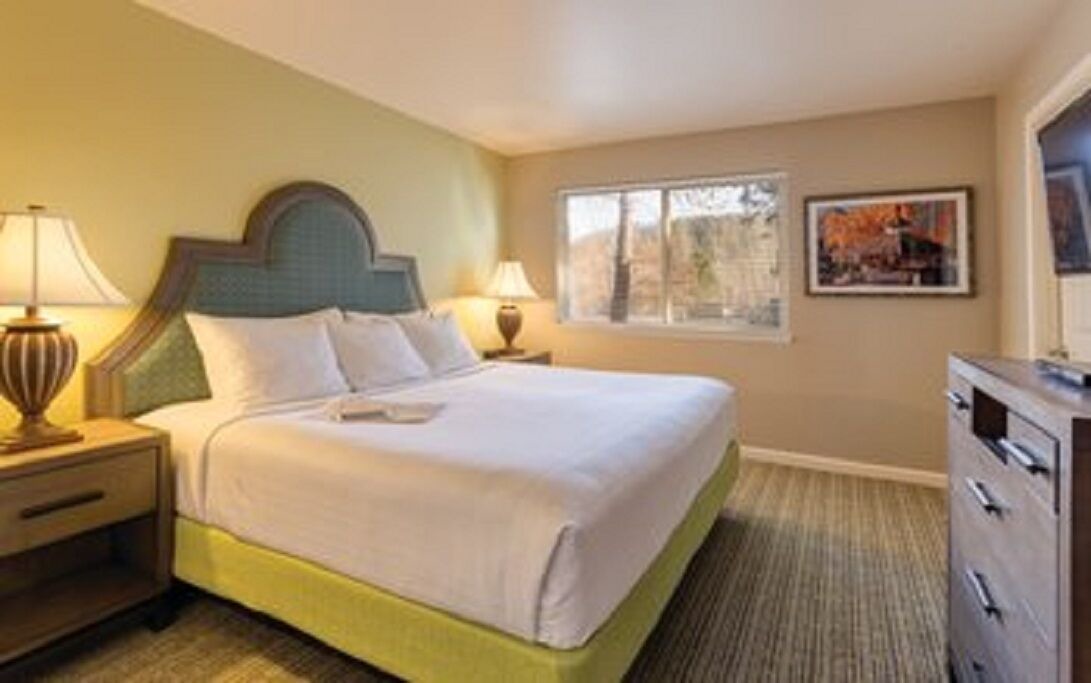 Photo of Bedroom in Downtown Leavenworth