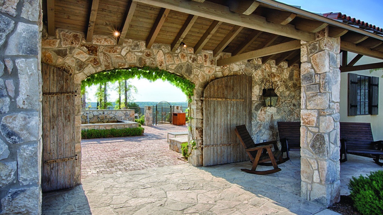 Photo of Patio Balcony in Ingram