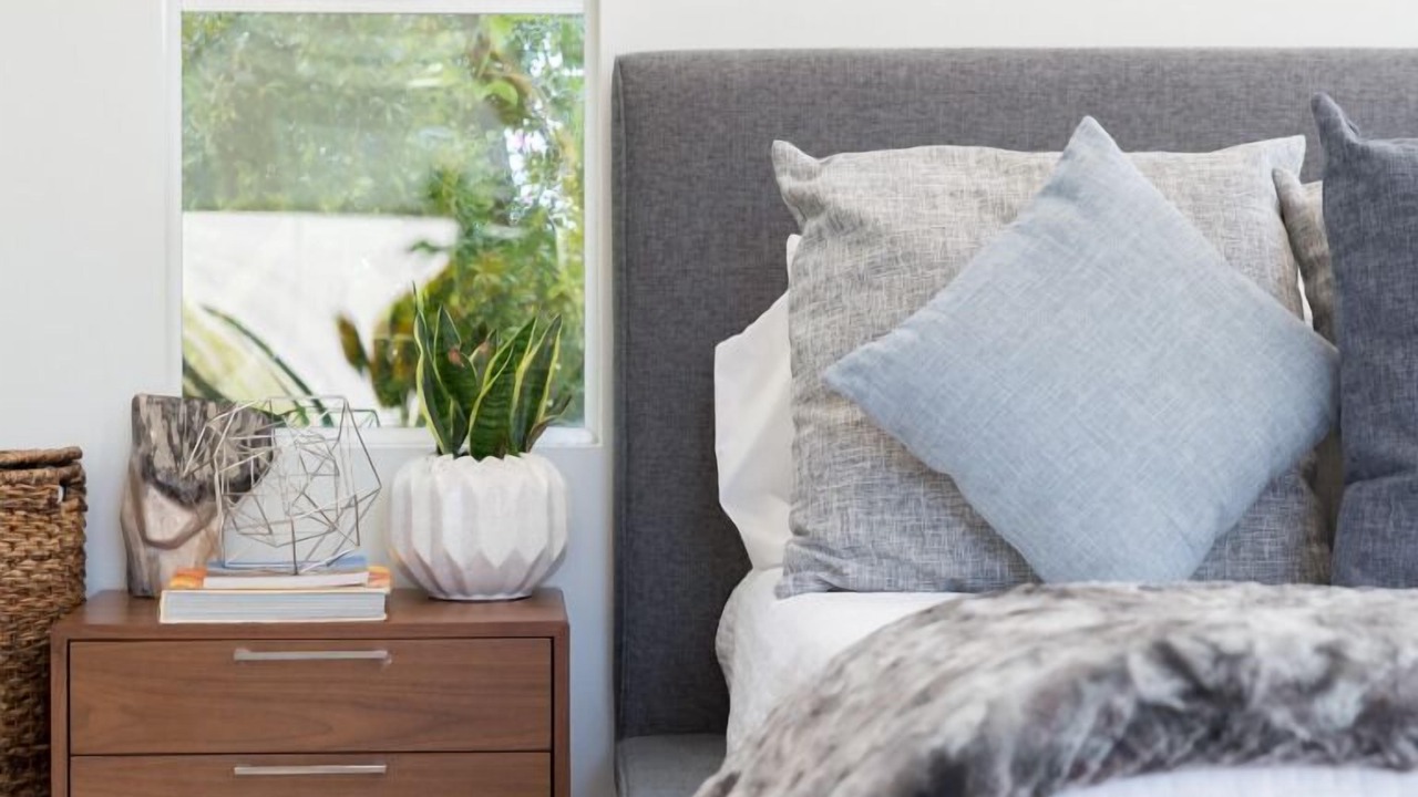 Photo of Bedroom in Beverly Grove