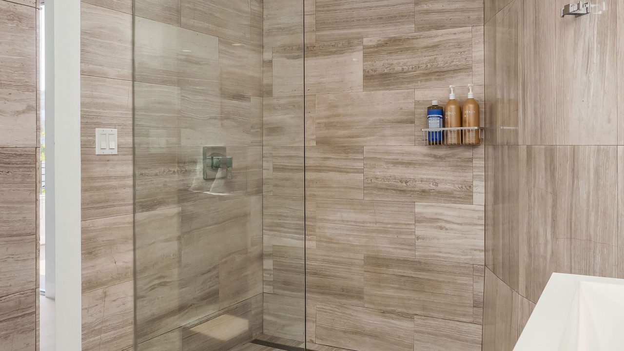Photo of Bathroom in Beverly Grove