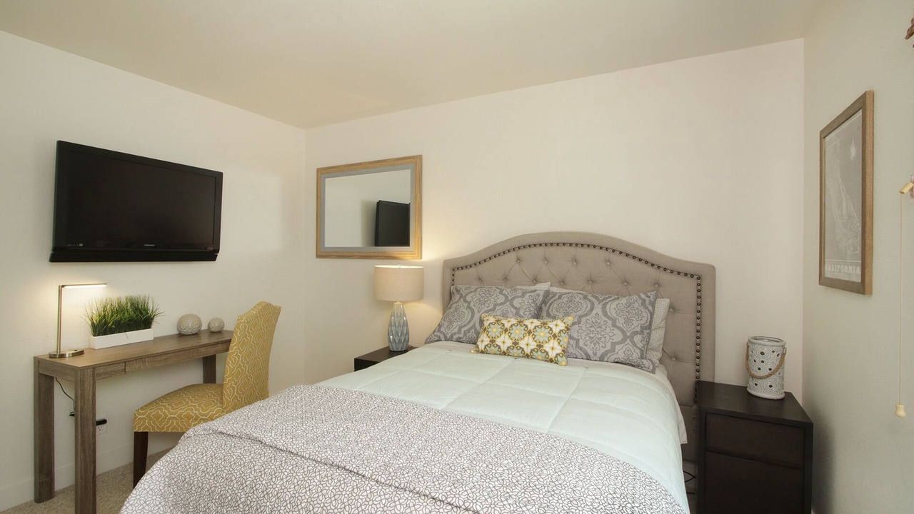 Photo of Bedroom in La Quinta Cove