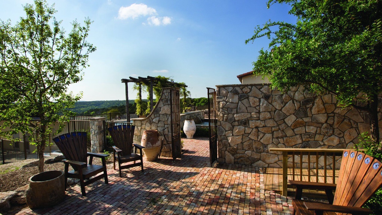 Photo of Patio Balcony in Ingram