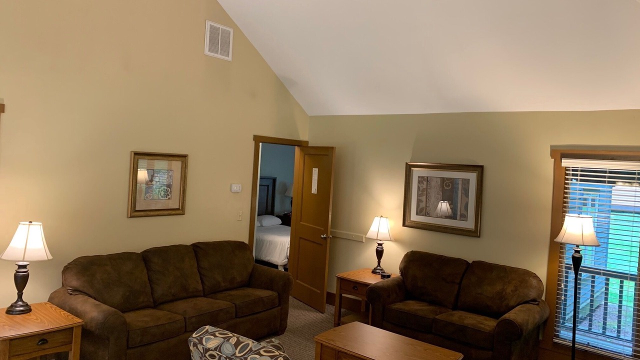 Photo of Livingroom in Shawnee On Delaware