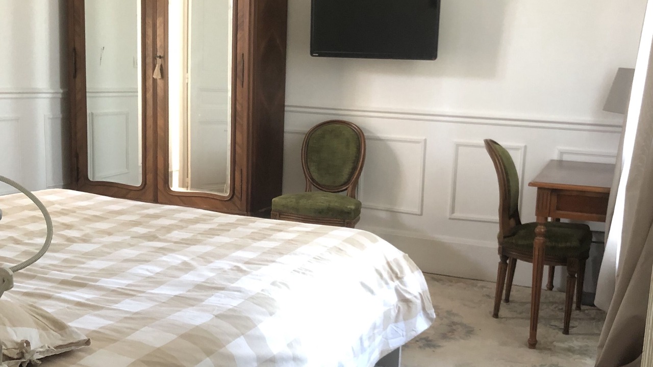 Photo of Bedroom in Fontainebleau