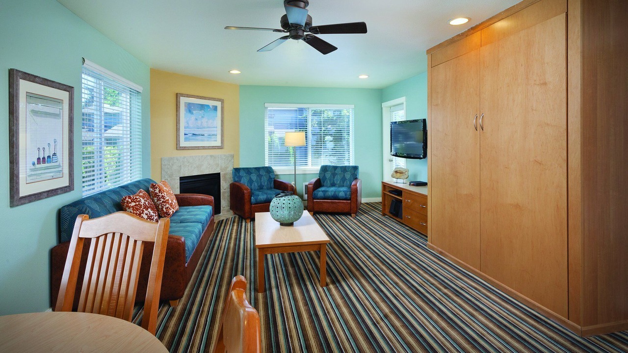 Photo of Livingroom in Birch Bay