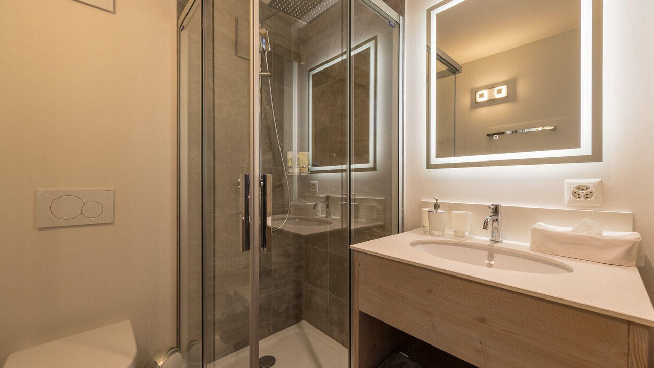 Photo of Bathroom in Saint-Pierre-de-Clages