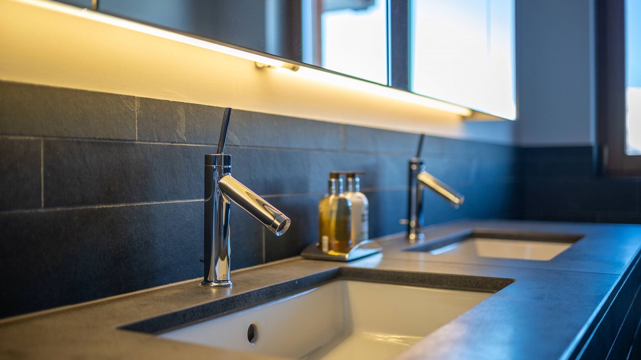 Photo of Bathroom in Saint-Pierre-de-Clages