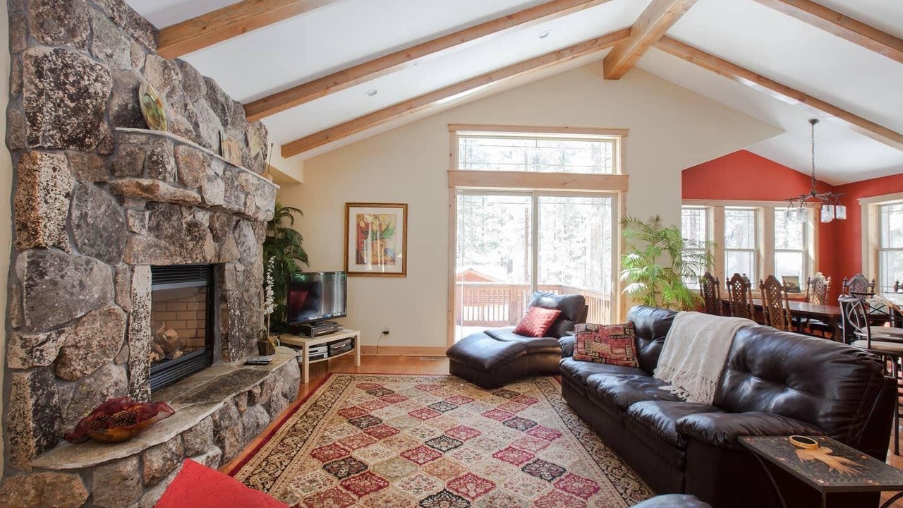 Photo of Livingroom in Al Tahoe