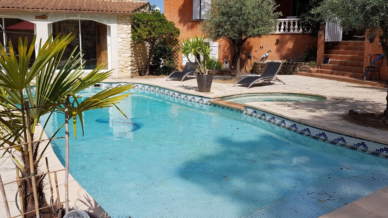 Photo of Outdoor in Sabran