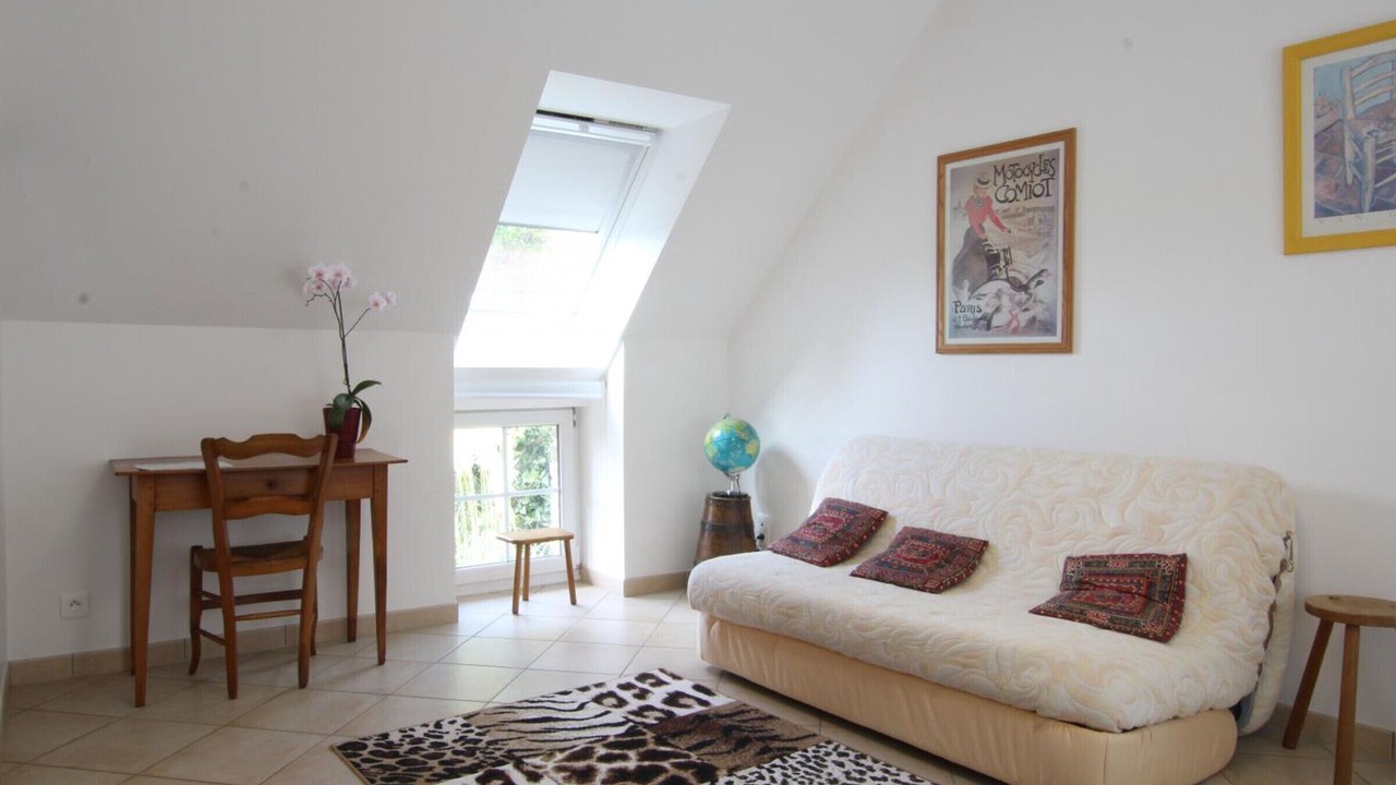 Photo of Livingroom in Les Loges-Marchis