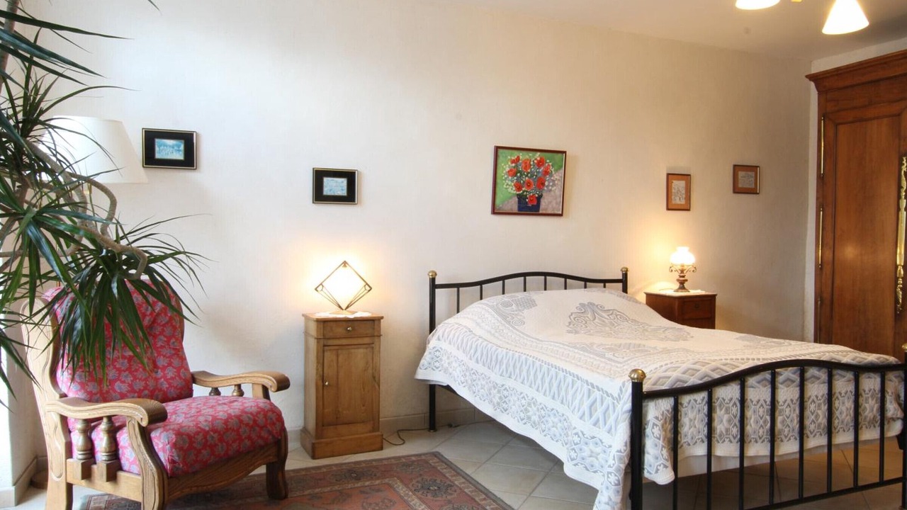 Photo of Bedroom in Les Loges-Marchis