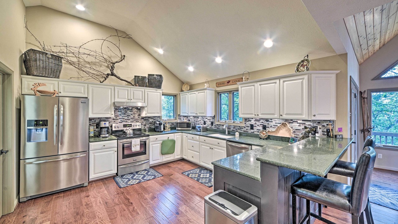Photo of Kitchen in Roseland