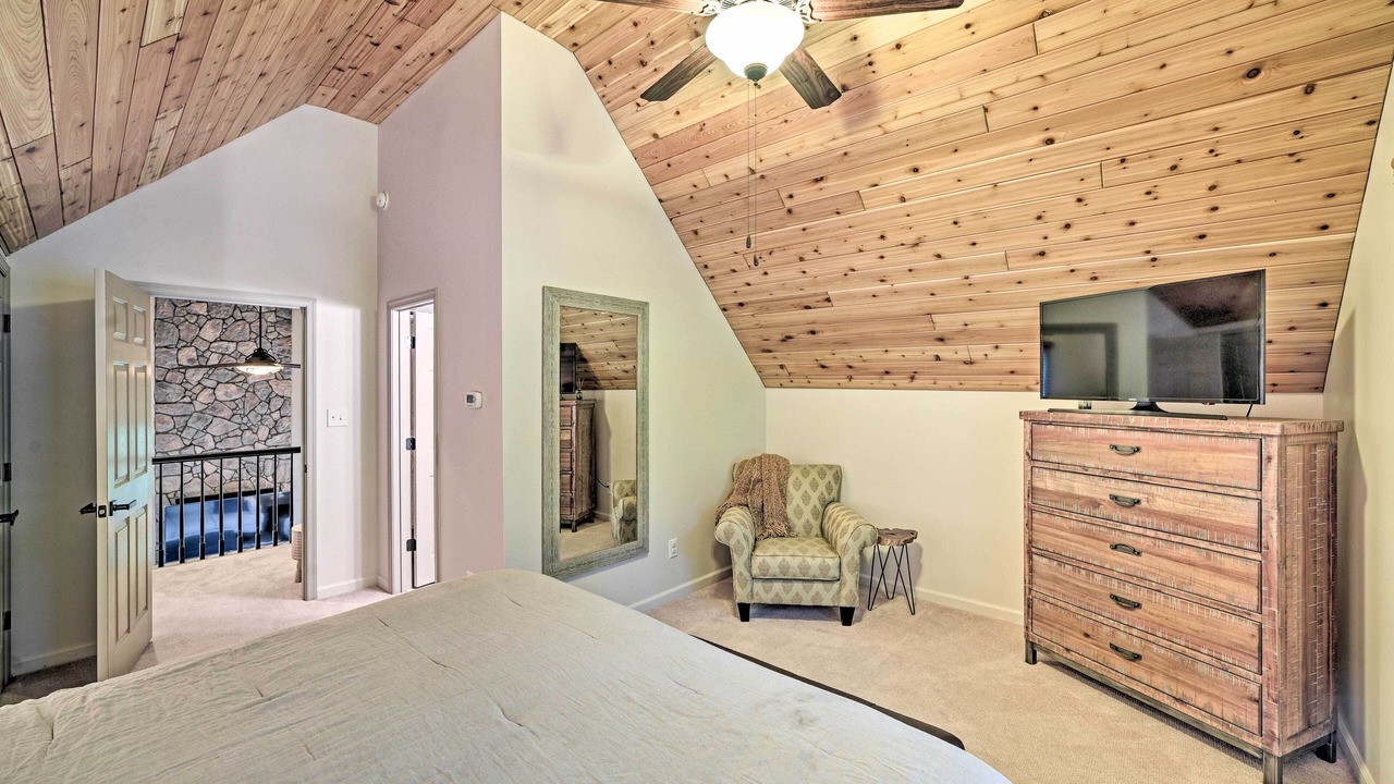 Photo of Bedroom in Roseland