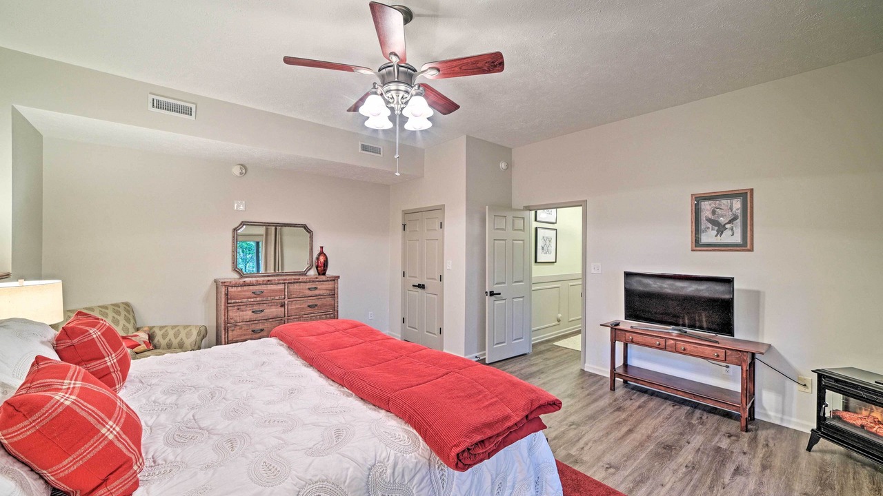 Photo of Bedroom in Roseland
