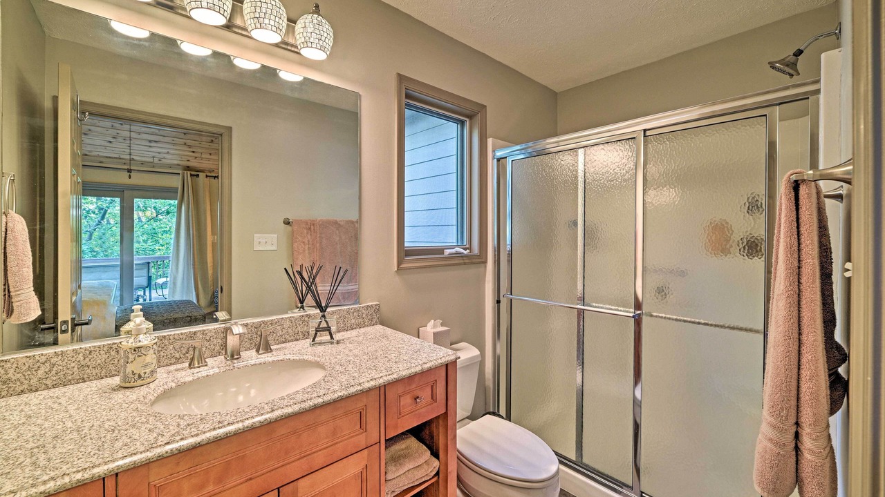 Photo of Bathroom in Roseland