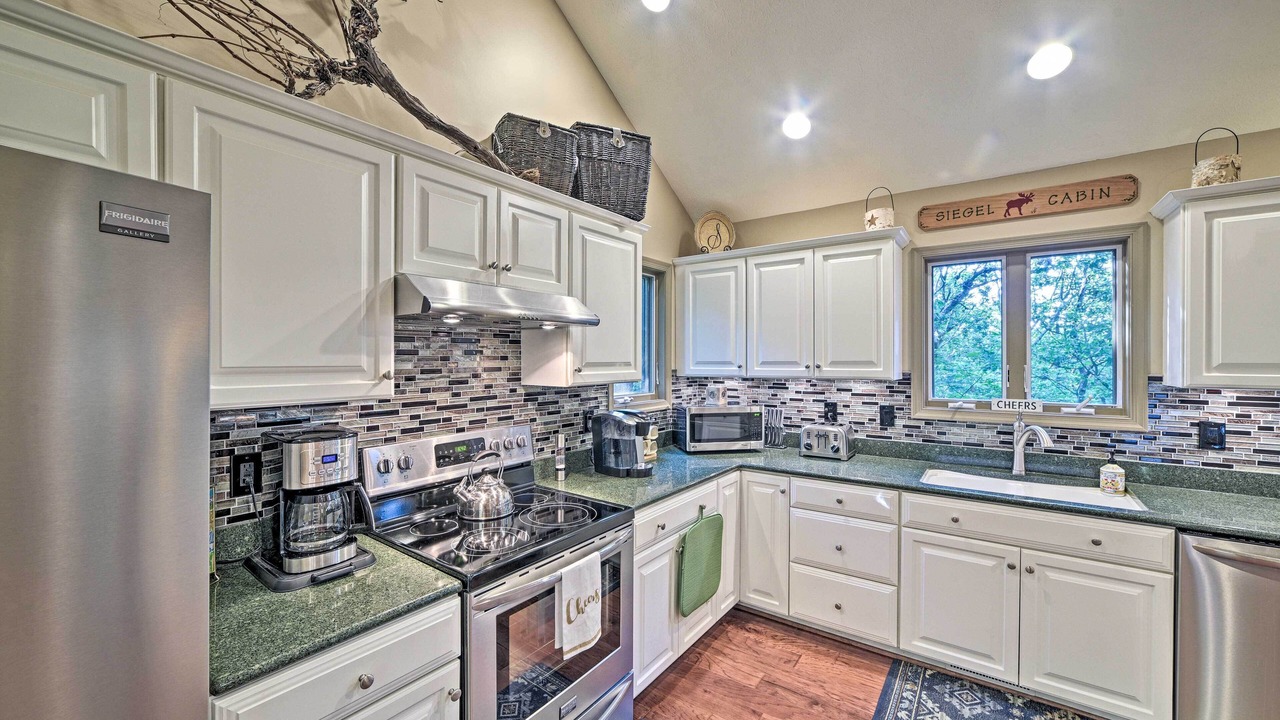Photo of Kitchen in Roseland